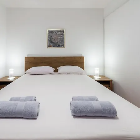 Sea Shell Apartment *