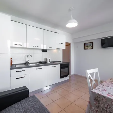 Sea Shell Apartment *