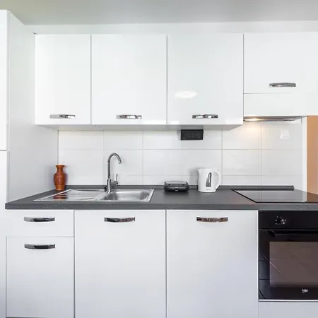 Sea Shell Apartment *