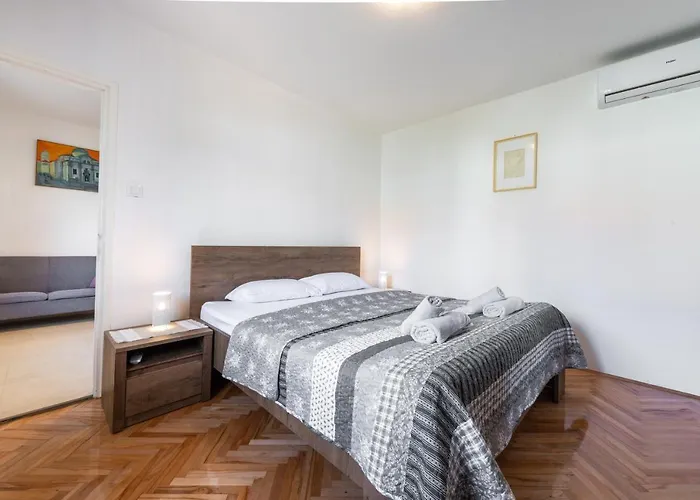 Sea Shell * Dubrovnik